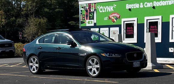 My first Jag. 2017 XE 35t Prestige AWD in British Racing Green. Only have had it since July 2025. 