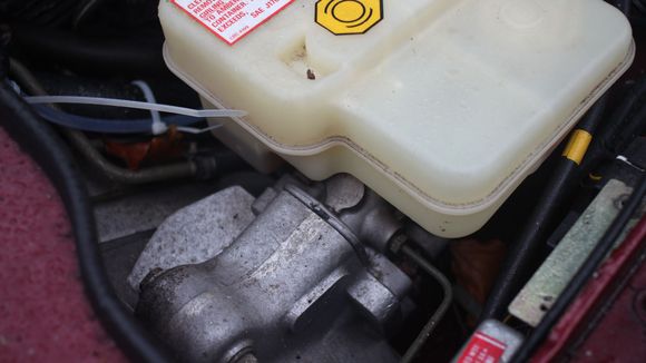 The Teves Master Cylinder/Actuator
As Fitted to my 1989 and 1990 XJS V12's