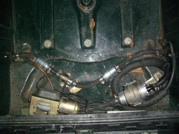 Fuel lines in the trunk