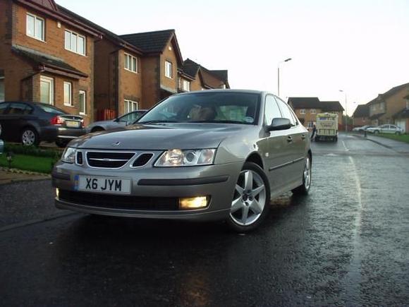 Saab 93 1.9 Tid Vector Sport 175 bhp front