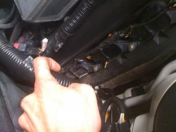 pic of passenher sice valve cover