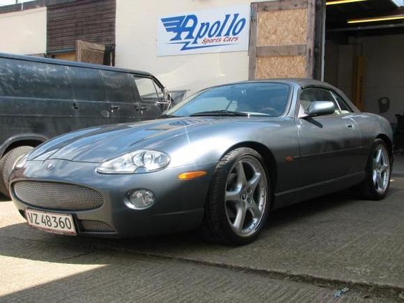 98MY XK8 2005 conversion