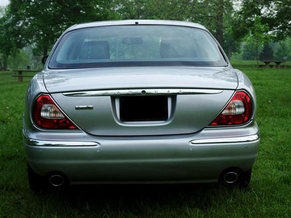 2005 XJ8 VDP Platinum/Black