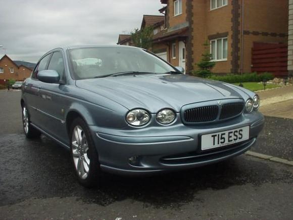 Jaguar X type 2.5 V6 Sport front