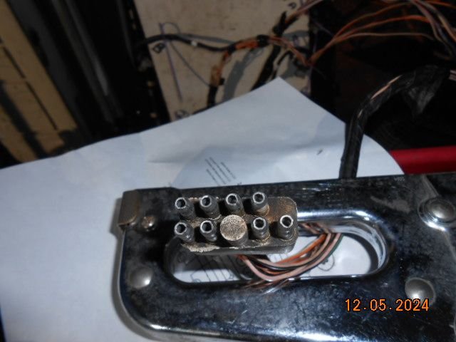 fuel injector harness plug