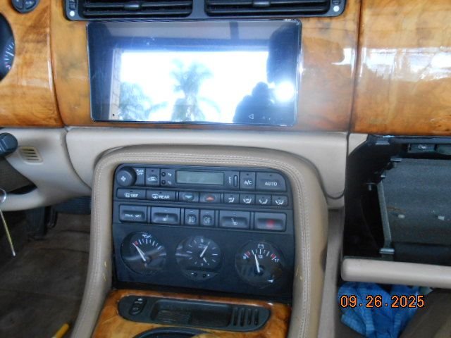 3 gauge cluster