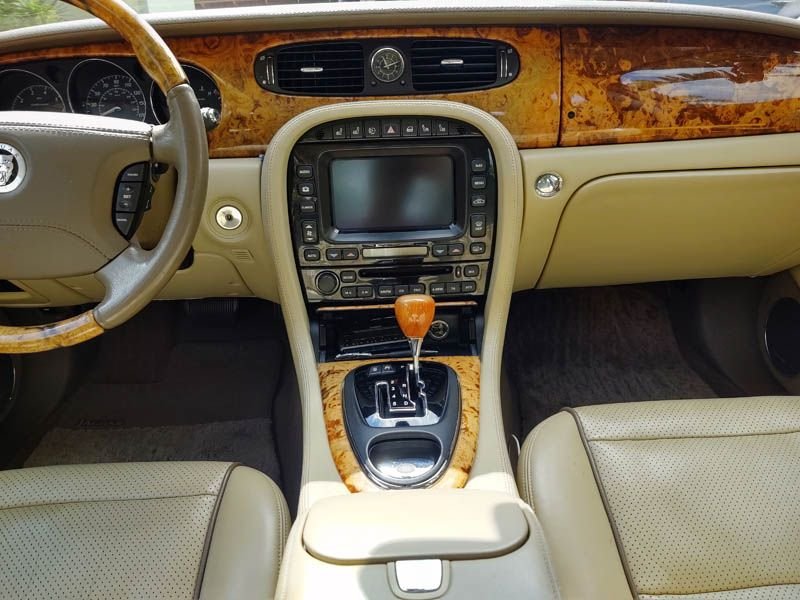 2008 Jaguar Super V8 - 2008 Jaguar Super V8 - Used - VIN SAJWA82C18TH23268 - 8 cyl - 2WD - Automatic - Sedan - Red - Fort Lauderdale, FL 33301, United States