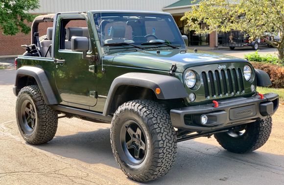 I put the 2.5” AEV Dualsport lift on my JK recently and simply love it. I read so many reviews with folks saying their JKs rode and preformed better than stock with the AEV lift that I that I had high expectations, especially because of the price. 

So, we put on the AEV lift, Geometry brackets (highly recommend as well) new AEV Pintlers, new 315/70R17 K02s and several other mods and I’m happy to report the Jeep does indeed ride better than stock. It’s a dream really and looks way better!