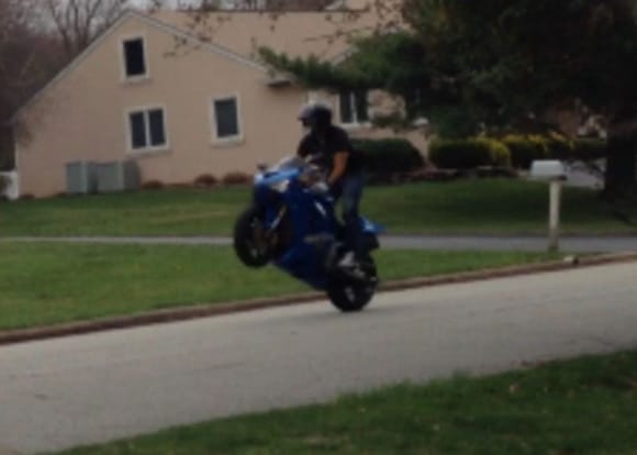 On my 2003 636 doin a lil stand up wheelie