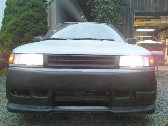 YA BABY! Xenon headlights! so much nicer!