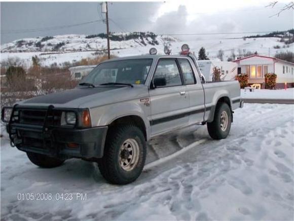 1987 mazda b2600