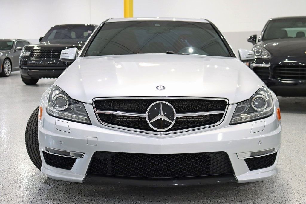2014 Mercedes-Benz C63 AMG - C63 AMG Sedan For Sale, Ideal Spec and High MSRP - Used - VIN WDDGF7HB2EA950847 - 22,147 Miles - 8 cyl - 2WD - Automatic - Sedan - Silver - Westmont, IL 60559, United States