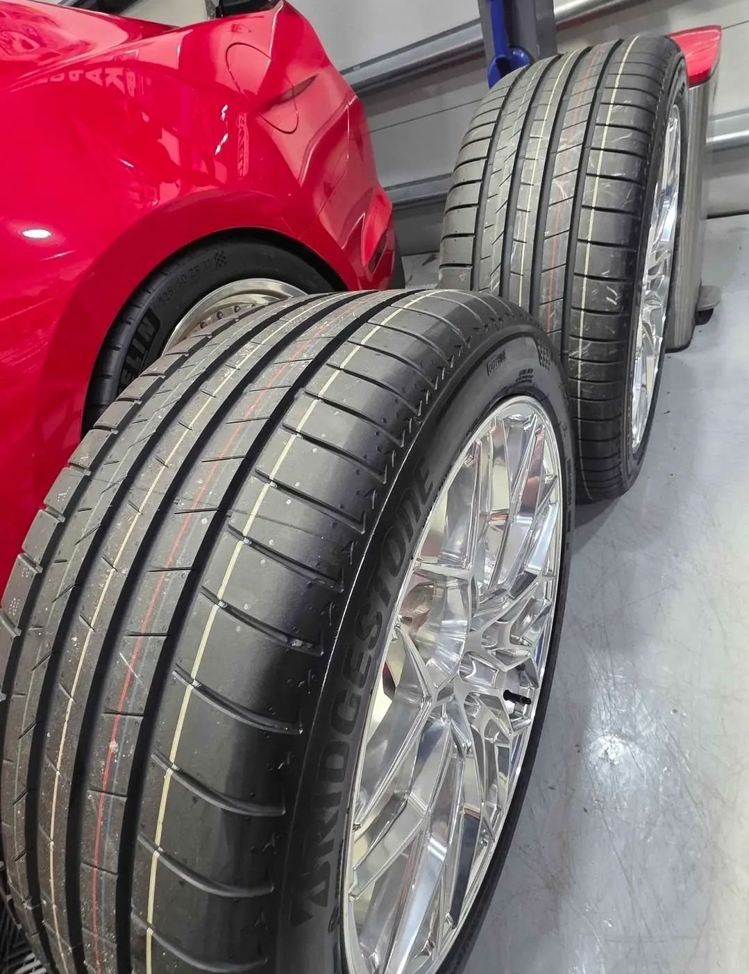 Wheels and Tires/Axles - MERCEDES BENZ FORGED 21X9.5 FORGED RIMS  $2,600 per item in Stock - New - All Years Mercedes-Benz GLE-Class - Los Angeles, CA 90047, United States