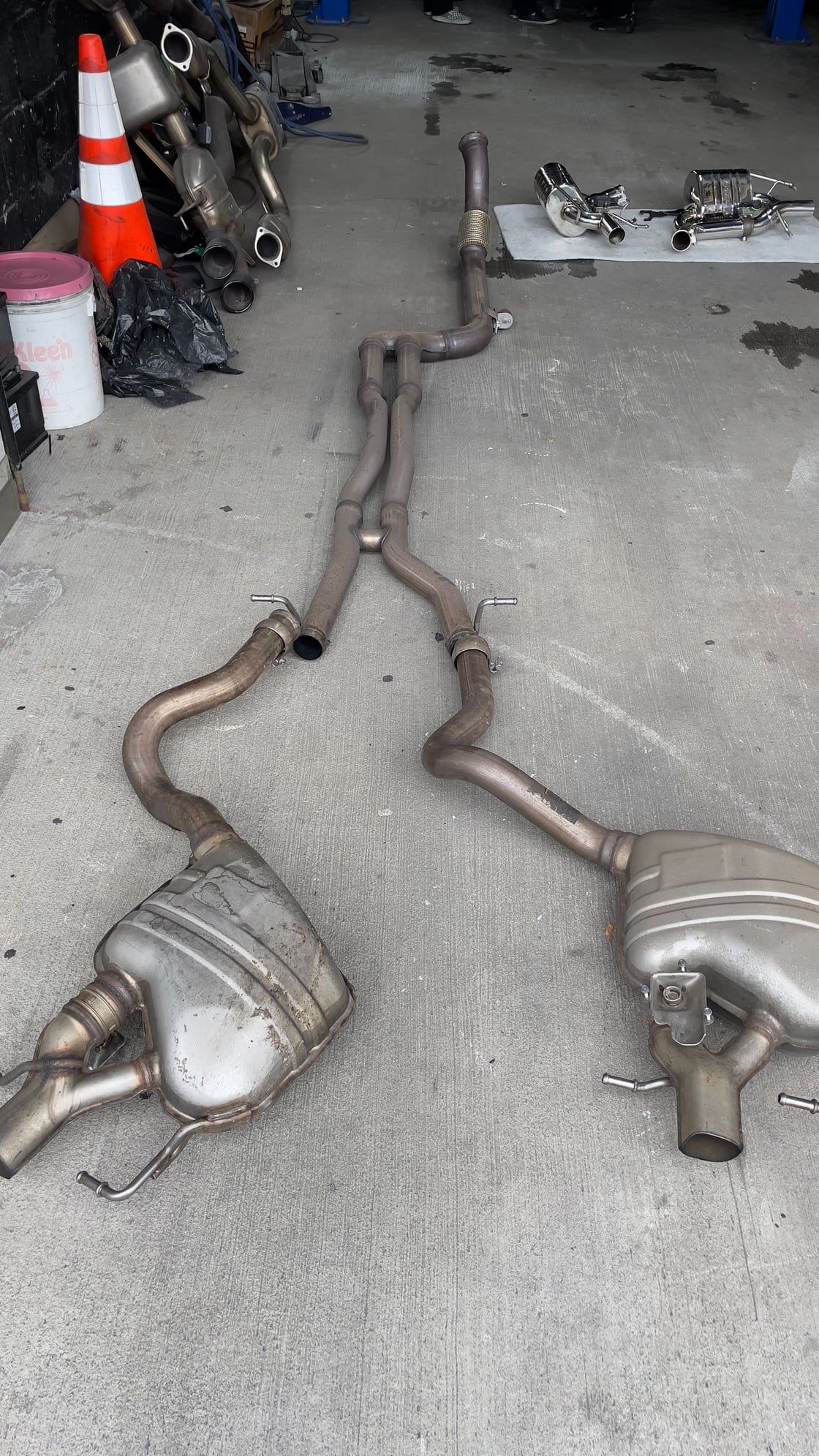 Engine - Exhaust - AMG E53 C238 OEM downpipe with AMG hight performance Exhaust - Used - 2019 to 2023 Mercedes-Benz E53 AMG - Brooklyn, NY 11220, United States