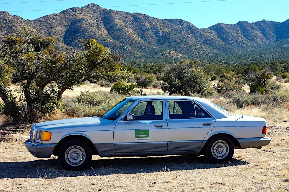 1983 Mercedes-Benz 300SD - 1983 Mercedes 300SD for sale in Magdalena, NM - Used - VIN WDBCB20A4DB034799 - 313,459 Miles - 5 cyl - 2WD - Automatic - Sedan - Silver - Magdalena, NM 87825, United States