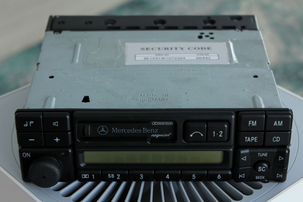 Audio Video/Electronics - Bluetooth BECKER EXQUISIT - Used - All Years Mercedes-Benz All Models - Barcelona, Spain