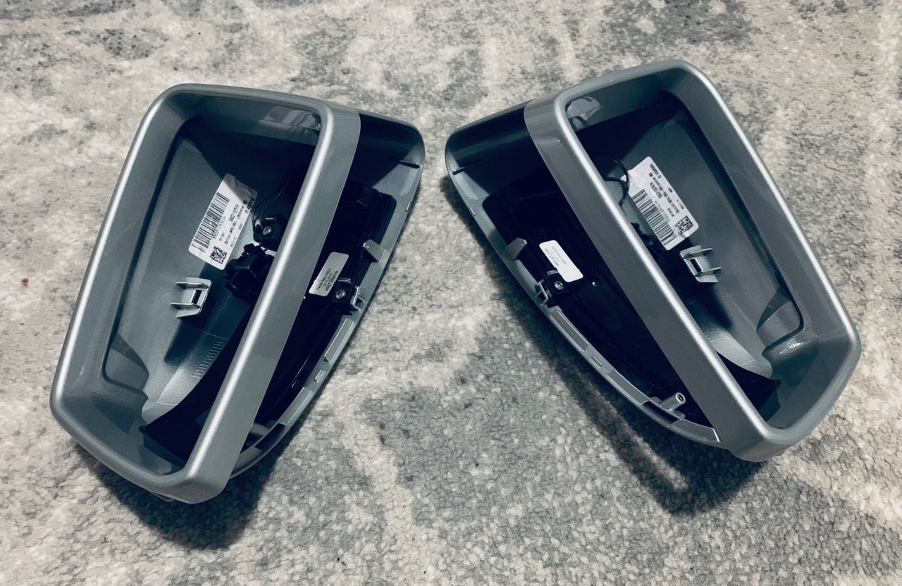 Exterior Body Parts - 2014 CLA 250 OEM Side Mirror Covers - Polar Silver (New Condition) Left + Right - New - 2014 to 2018 Mercedes-Benz CLA250 - Wallingford, CT 06492, United States
