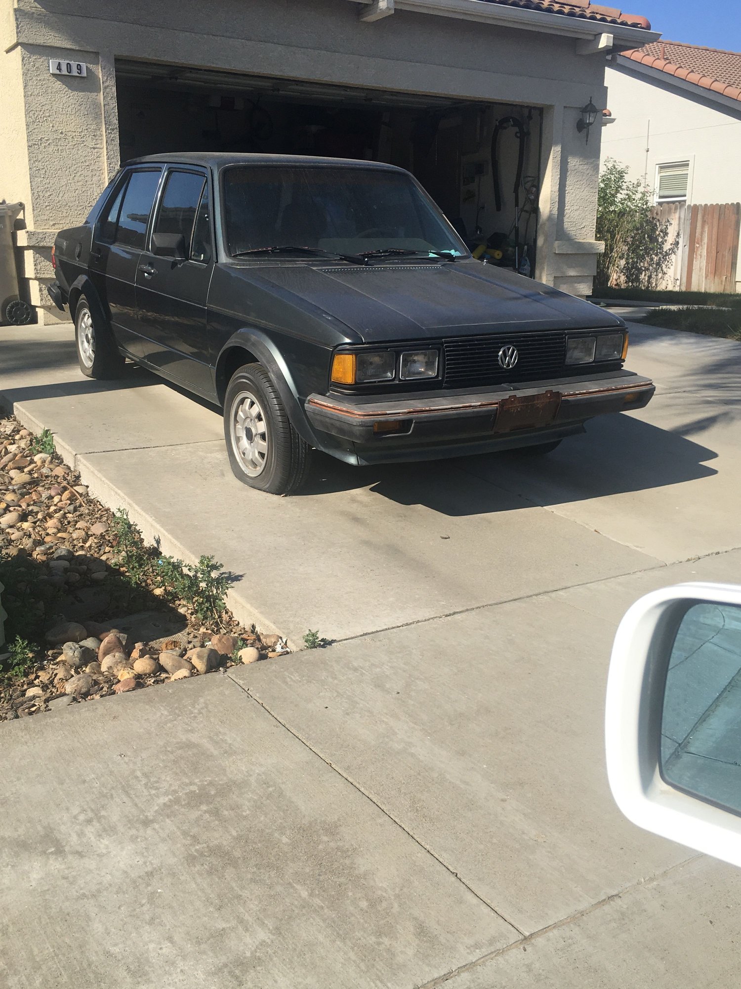 1984 Volkswagen Jetta - Straight body VW Jetta 1984, engine not working - Used - VIN Wvwga0160cw551089 - 190,000 Miles - 4 cyl - 2WD - Manual - Sedan - Yellow - Wooland, CA 95695, United States