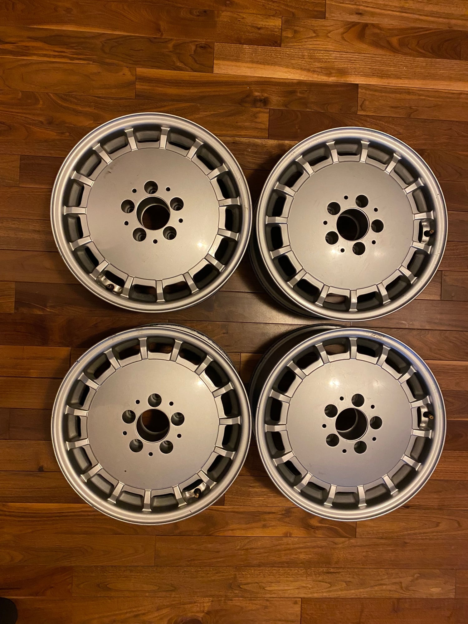 Wheels and Tires/Axles - A set of four (4) rims - Used - 1989 to 2001 Mercedes-Benz 500SL - Calgary, AB T3H5Z1, Canada
