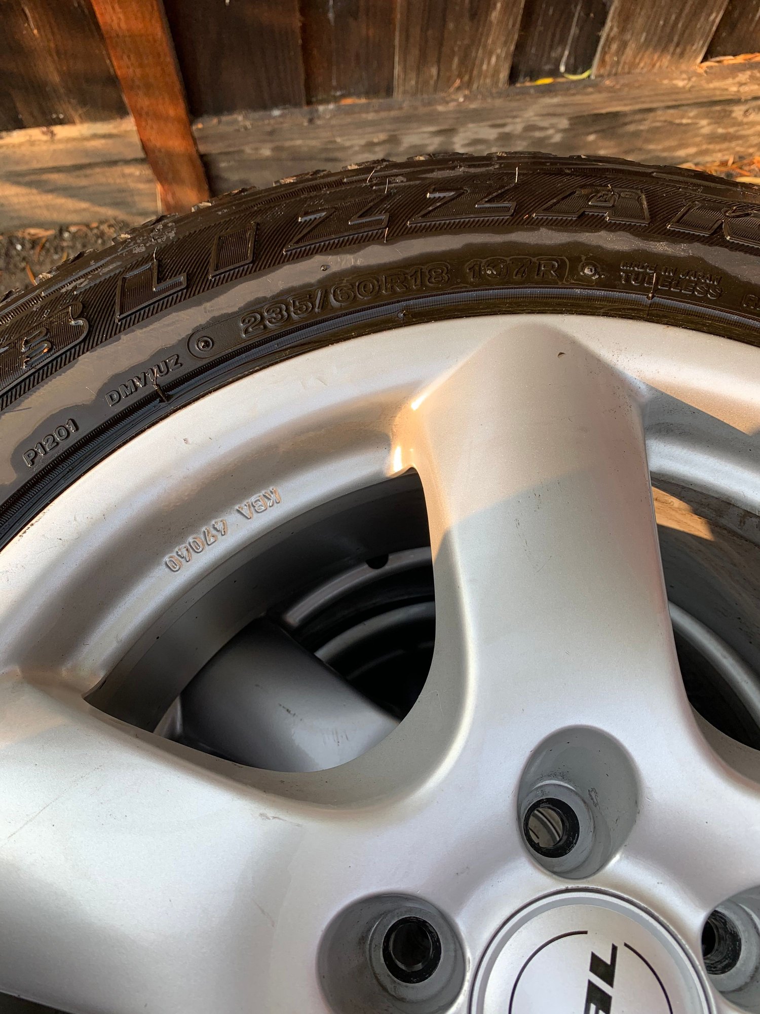 Wheels and Tires/Axles - Wheels and Snow Tires - Mercedes ML/GLE - Used - 2006 to 2019 Mercedes-Benz GLE350 - 2006 to 2019 Mercedes-Benz ML350 - 2006 to 2019 Mercedes-Benz ML430 - 2006 to 2019 Mercedes-Benz GLE500 - 2006 to 2019 Mercedes-Benz ML320 - 2006 to 2019 Mercedes-Benz ML550 - 2006 to 2019 Mercedes-Benz GLE550 - San Mateo, CA 94404, United States