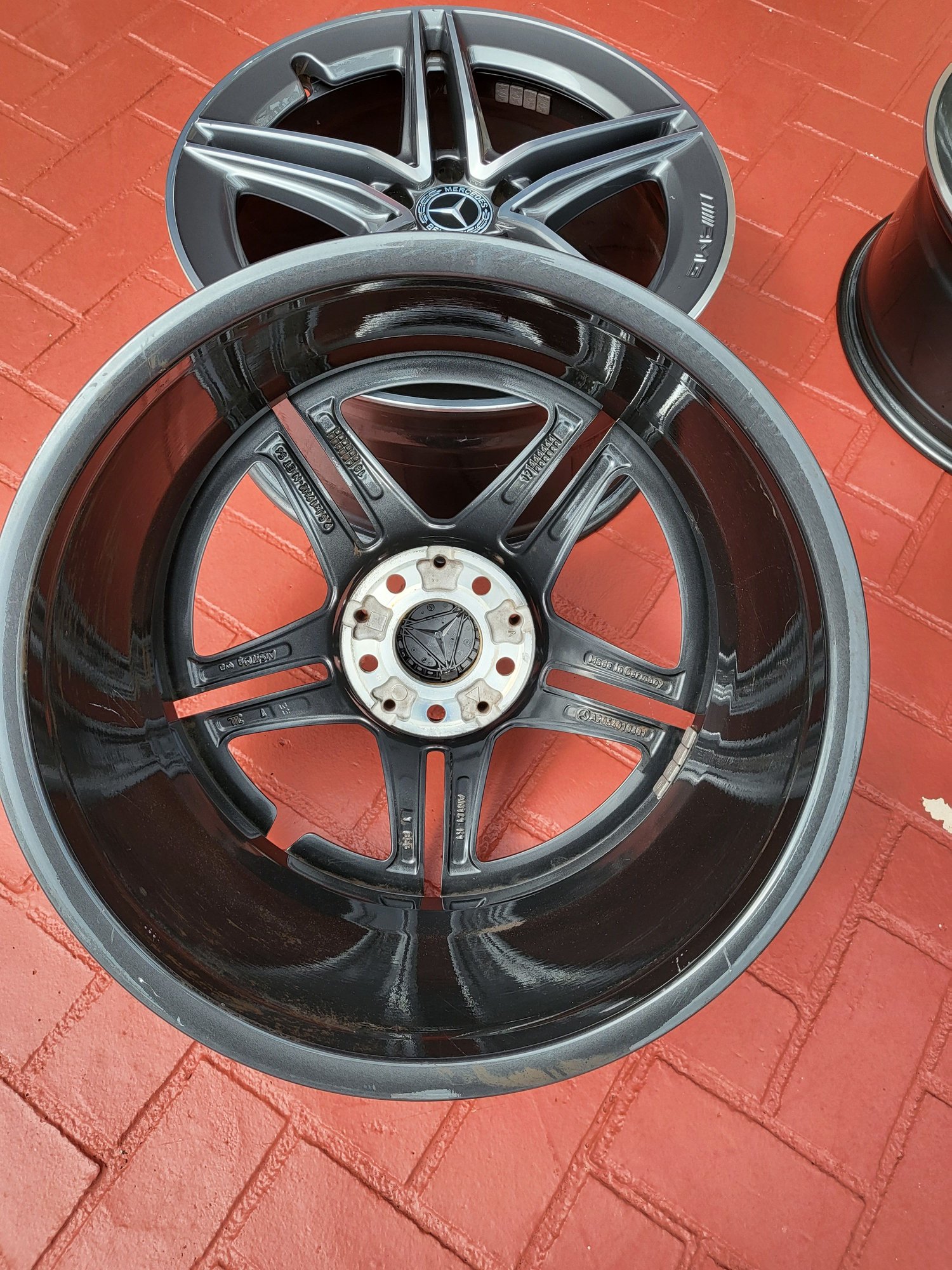 Wheels and Tires/Axles - For sale  set of 19-inch AMG twin 5-spoke wheels - Used - 2017 to 2022 Mercedes-Benz C300 - Miramar, FL 33027, United States