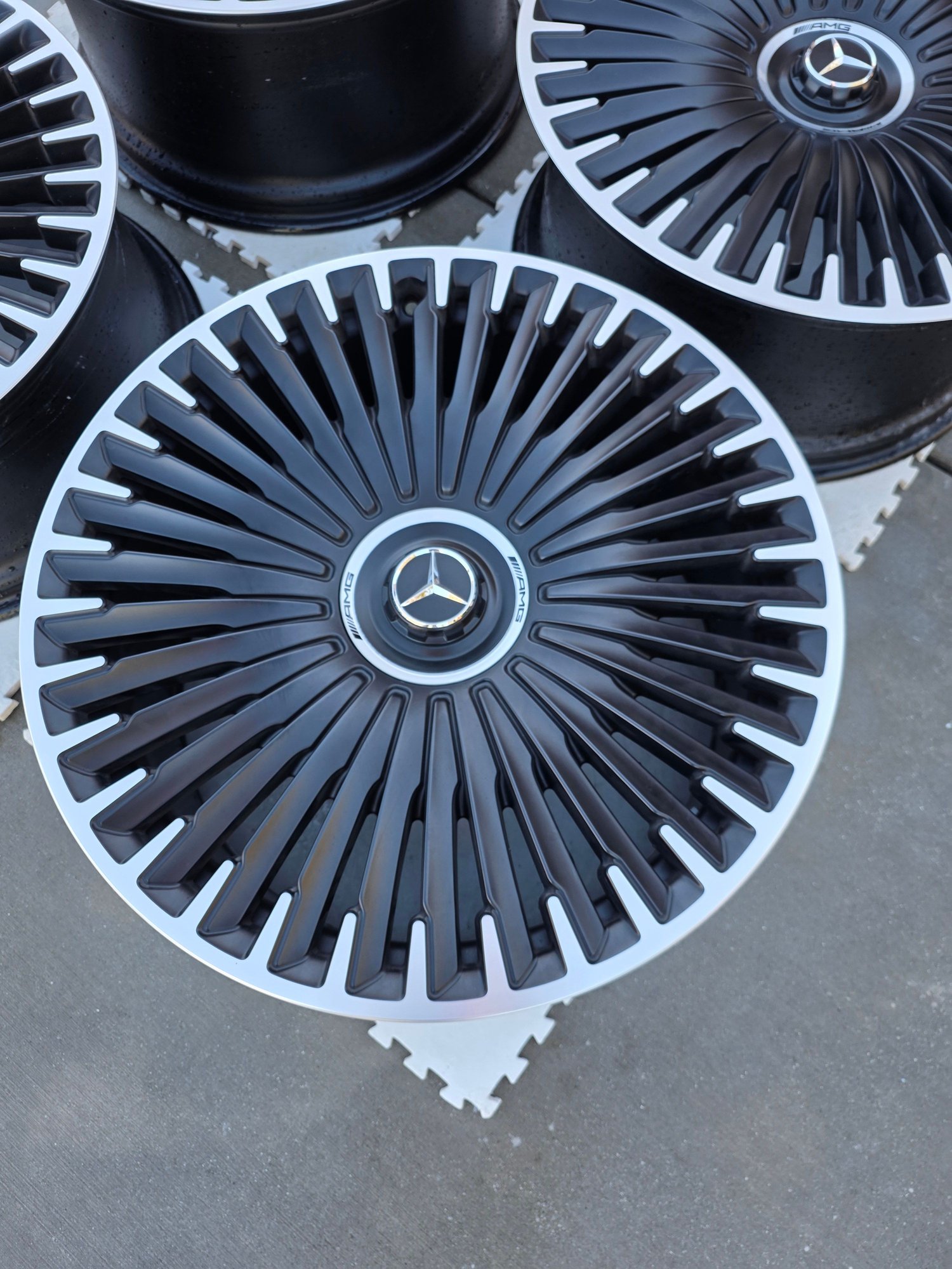 Wheels and Tires/Axles - 2024 OEM 22x10 AMG Turbine wheels - Used - -1 to 2026  All Models - -1 to 2026  All Models - Riverside, CA 92555, United States