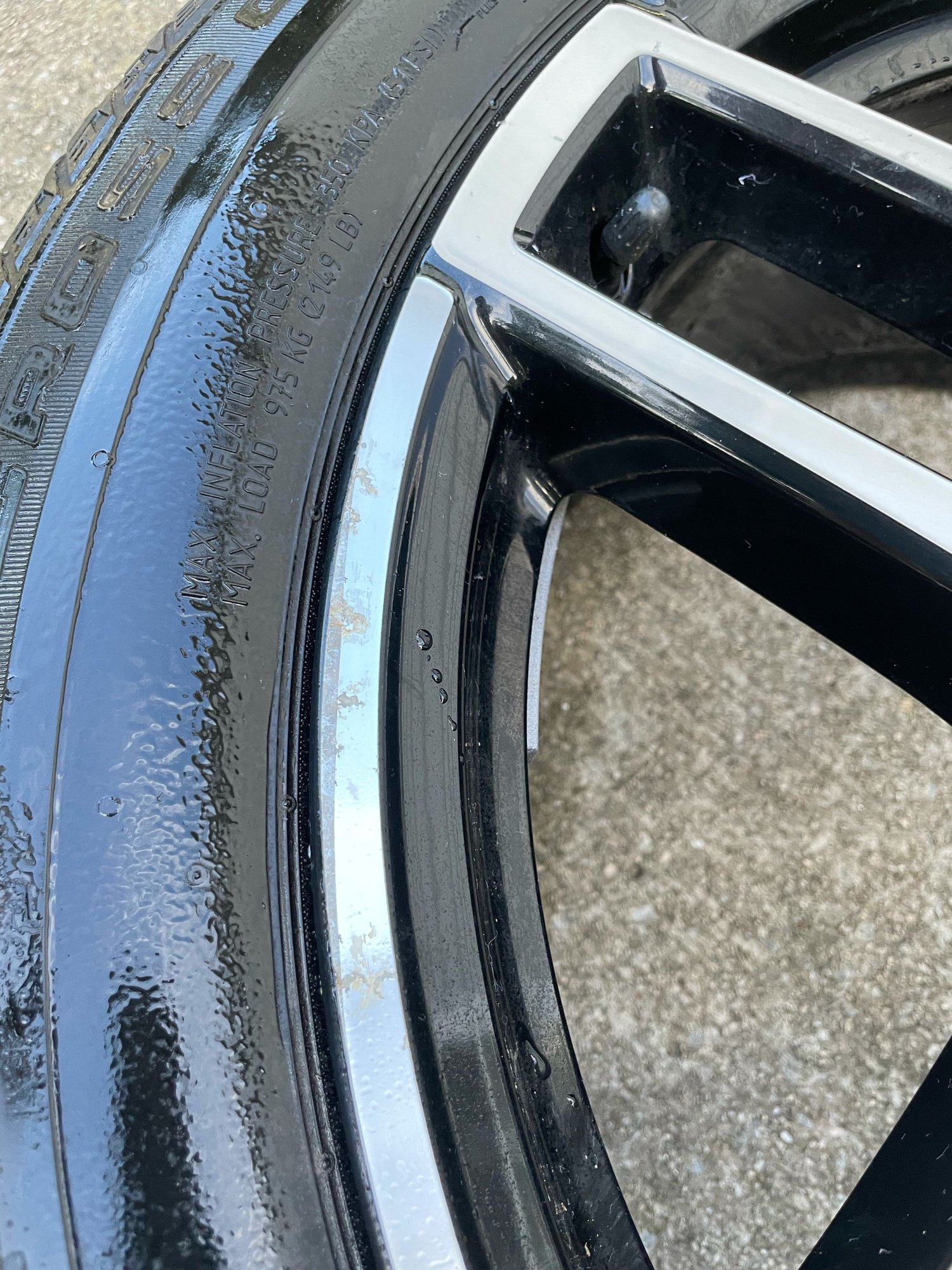 Wheels and Tires/Axles - 21” GLE43 AMG OEM Wheels & Tires - Used - 2016 to 2018 Mercedes-Benz GLE43 AMG - Hoschton, GA 30548, United States