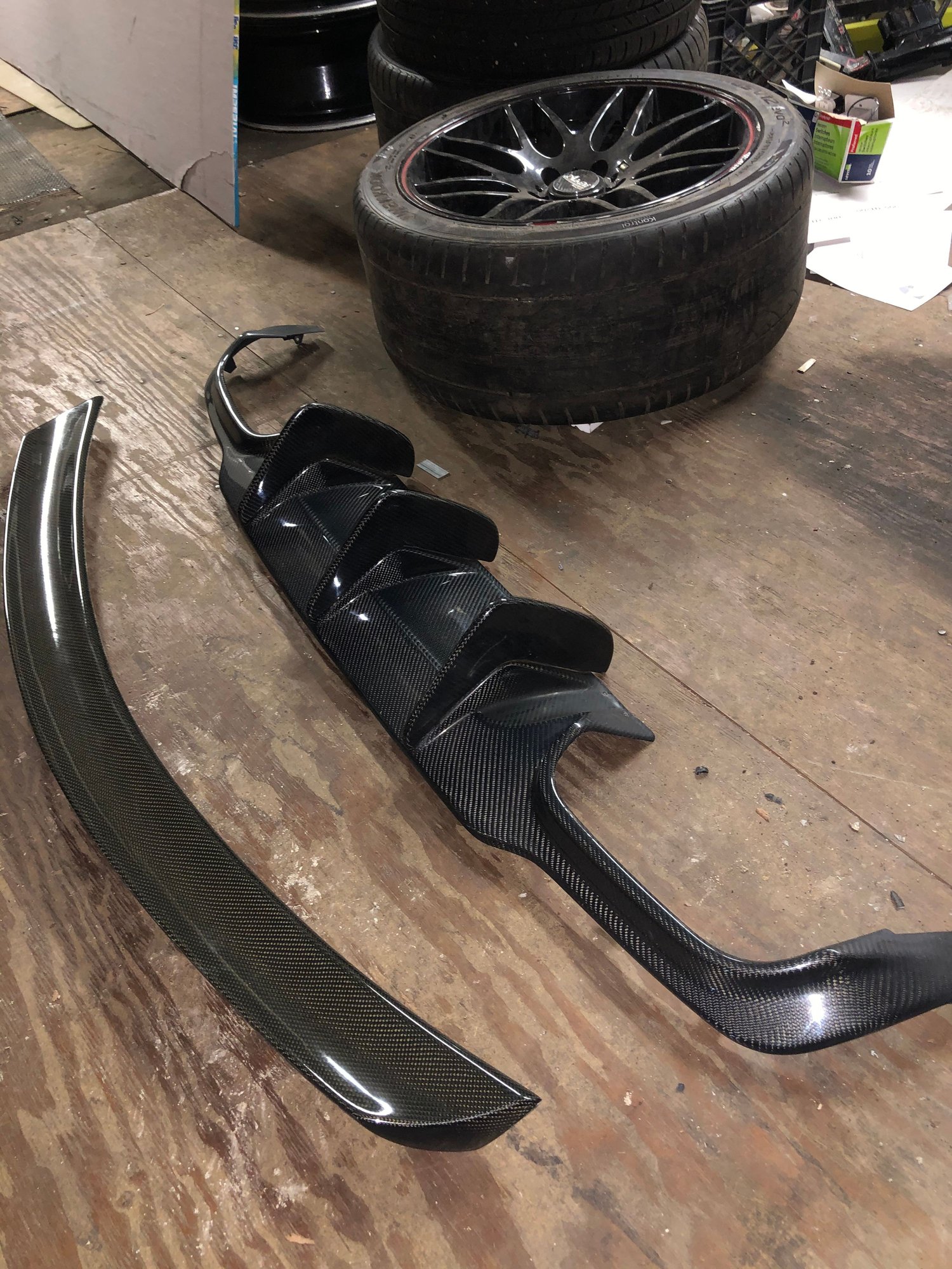 Exterior Body Parts - W204 carbon spoiler and diffuser + more - Used - 2009 to 2015 Mercedes-Benz C63 AMG - Boston, MA 02472, United States
