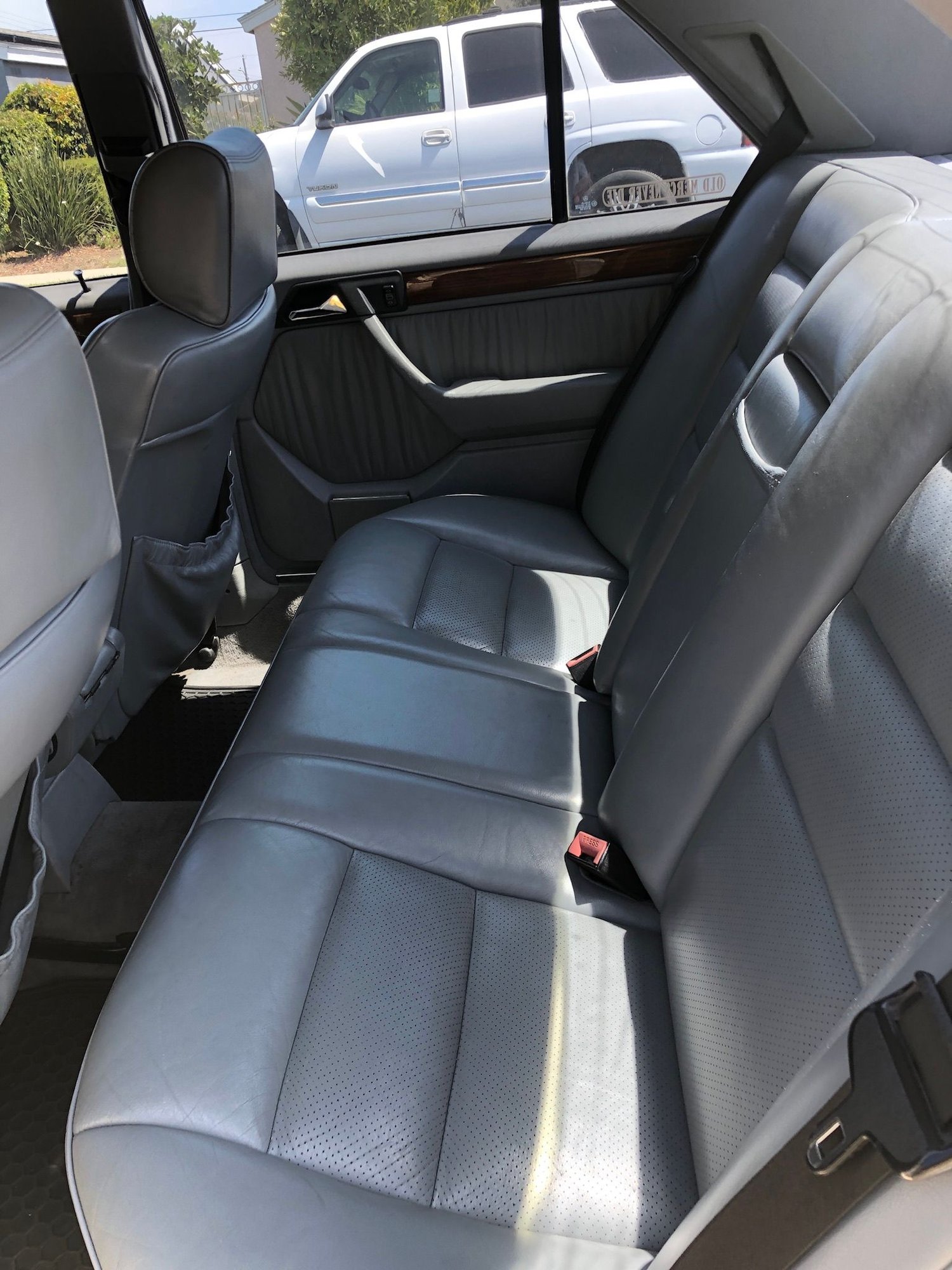 1990 Mercedes-Benz 300E - Mint w124 for sale, fully refurbed and rebuilt - Used - VIN WDBEA30DXLB130074 - 230,000 Miles - 6 cyl - 2WD - Automatic - Sedan - White - Huntington Beach, CA 90742, United States