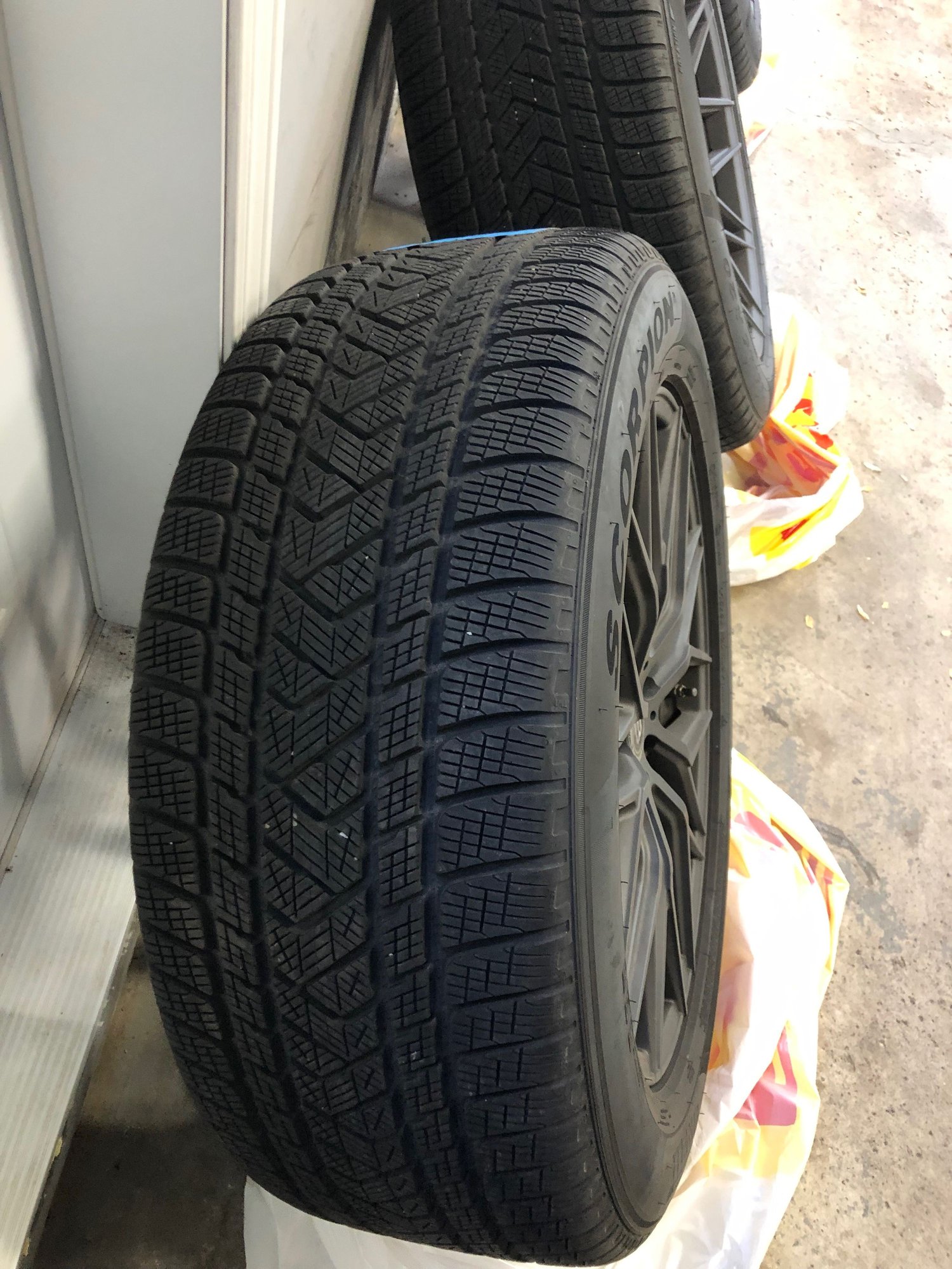 Wheels and Tires/Axles - Mercedes GLE 63/ 63s snow package - Used - 2016 to 2019 Mercedes-Benz GLE63 AMG S - Markham, ON L3R6J6, Canada