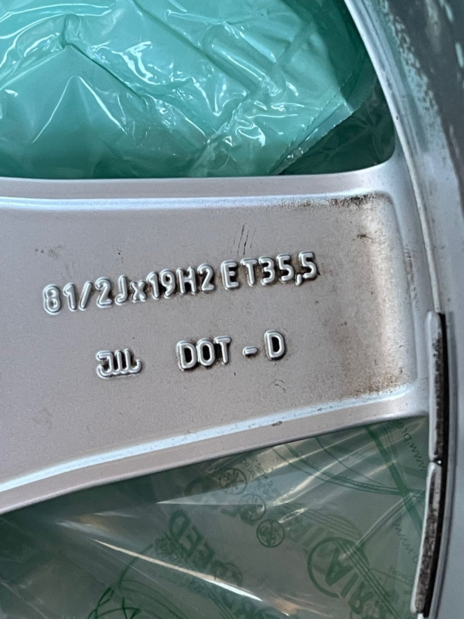 Wheels and Tires/Axles - 2013-2020 MERCEDES SL550 R231 19” FACTORY ROAD WHEEL SET, VERY GOOD CONDITION!!! - Used - 2013 to 2020 Mercedes-Benz SL550 - Sarasota, FL 34234, United States