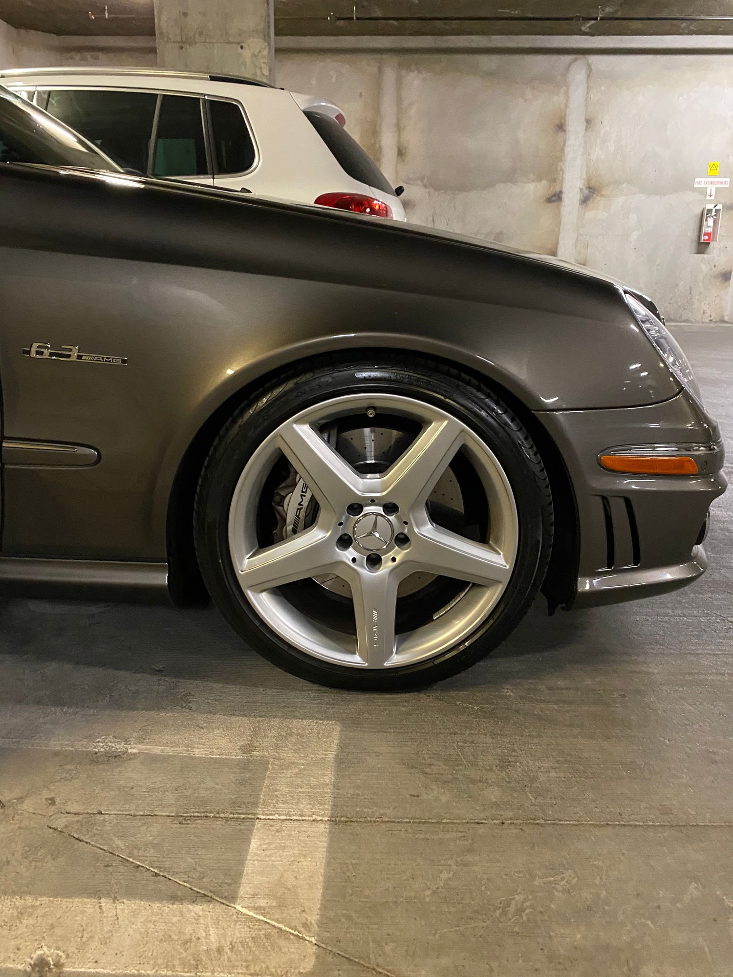 2009 Mercedes-Benz E63 AMG - Very Clean, Unique Color Combo, 43k miles E63 amg - $25k - Used - VIN wbduf77x09b419137 - 43,000 Miles - 8 cyl - 2WD - Automatic - Sedan - Gray - La, CA 90046, United States