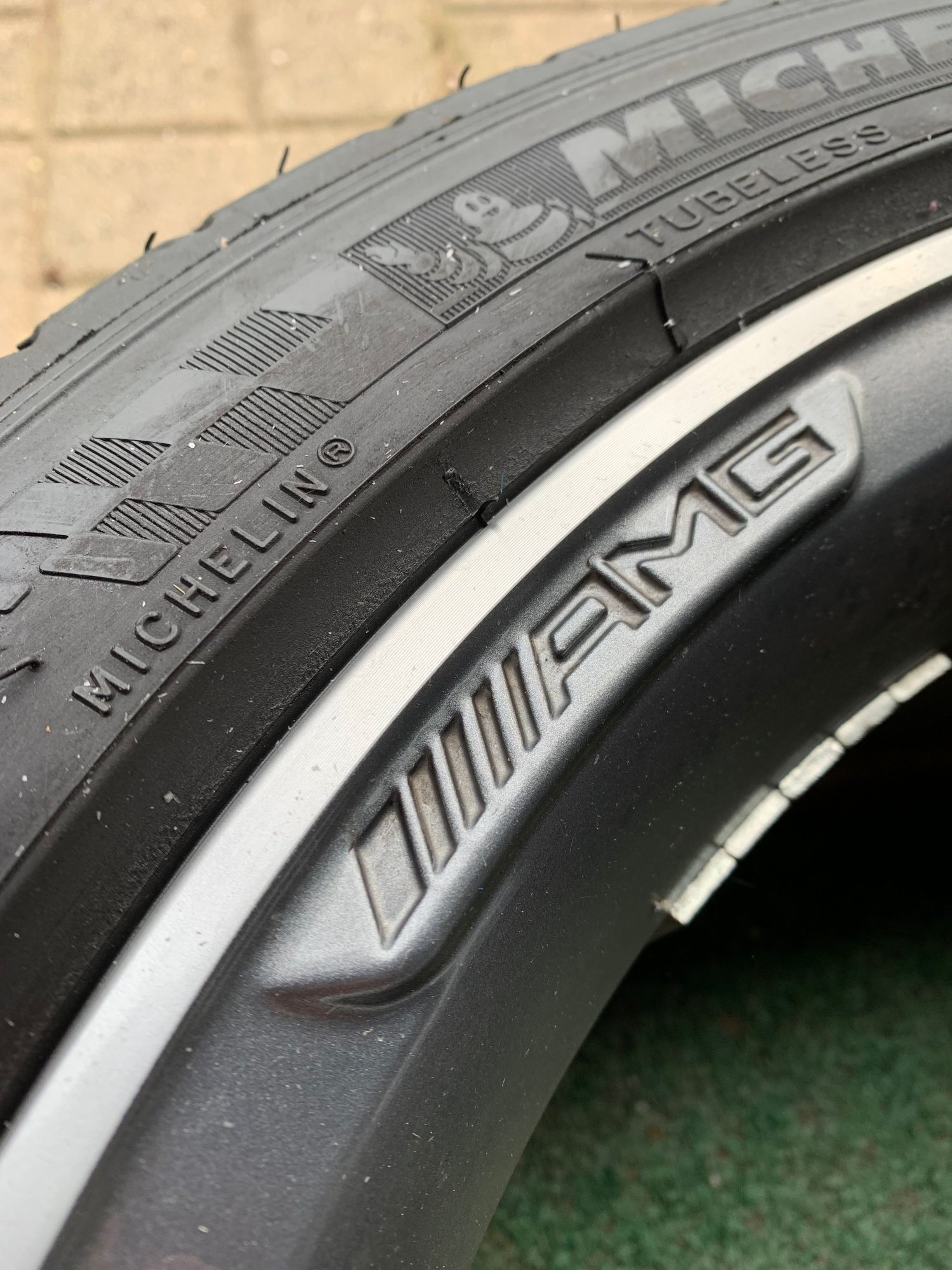 Wheels and Tires/Axles - Set of 4 W205 C400 AMG OEM Wheels - 18" w/ New Pilot Sport Tires - Used - 2015 to 2021 Mercedes-Benz C-Class - South Bend, IN 46517, United States