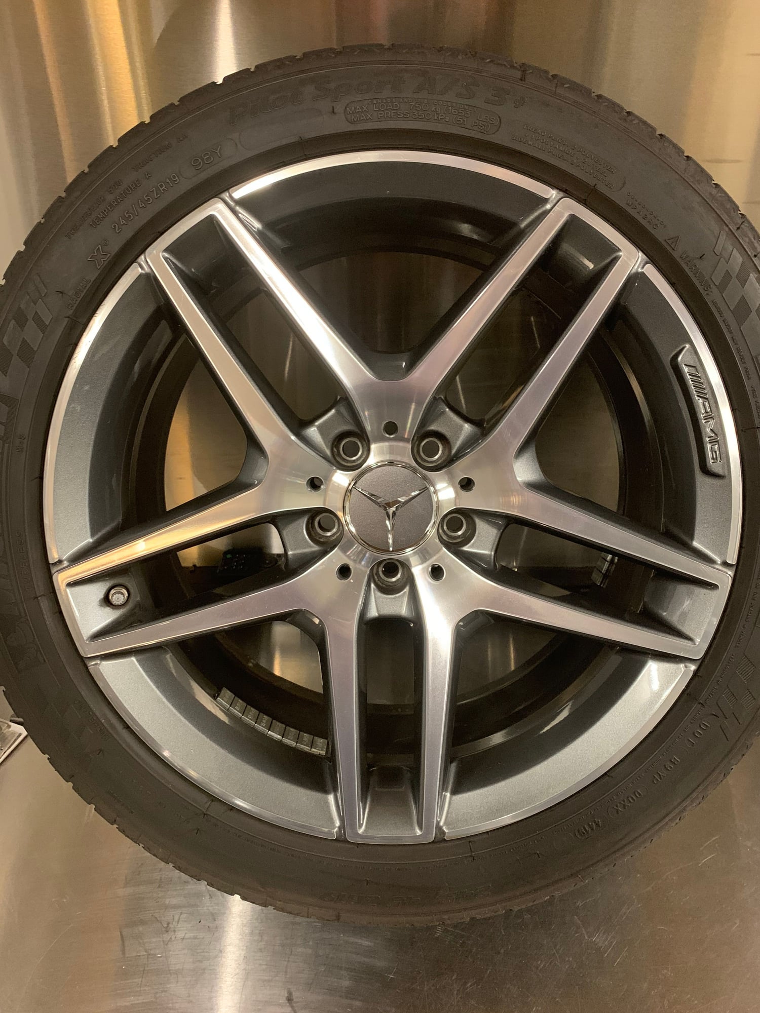 Wheels and Tires/Axles - 2015 S550 AMG Sport Rims and Tires 19" Staggered Setup with newer tires - Used - All Years Mercedes-Benz All Models - Newcastle, WA 98059, United States