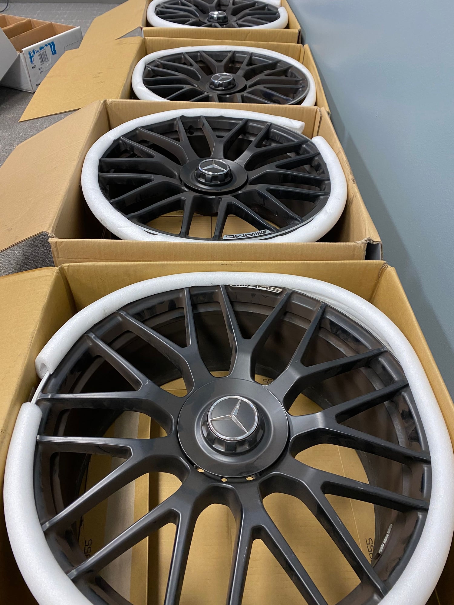 Wheels and Tires/Axles - 19" C63s MERCEDES OEM AMG Factory C63 Rims (Set of 4) staggered - Used - All Years Mercedes-Benz C63 AMG - Irvine, CA 92618, United States