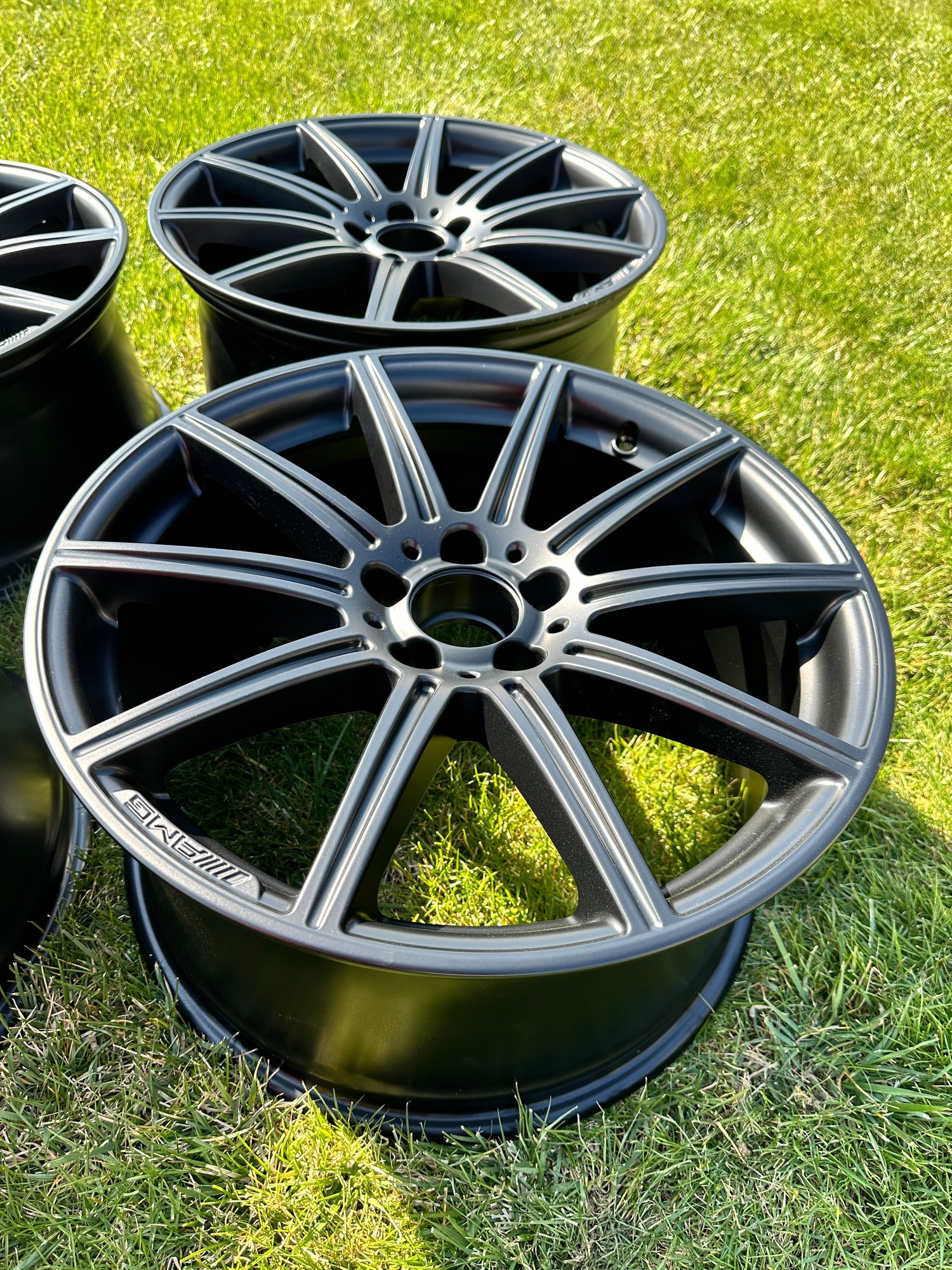 Wheels and Tires/Axles - 19” Factory CLS 63 AMG 10 Spoke wheel - Used - 2012 to 2016 Mercedes-Benz CL63 AMG - 2012 to 2016 Mercedes-Benz CL550 - 2010 to 2016 Mercedes-Benz E63 AMG - 2010 to 2016 Mercedes-Benz E63 AMG S - 2010 to 2016 Mercedes-Benz E550 - Columbus, OH 43213, United States