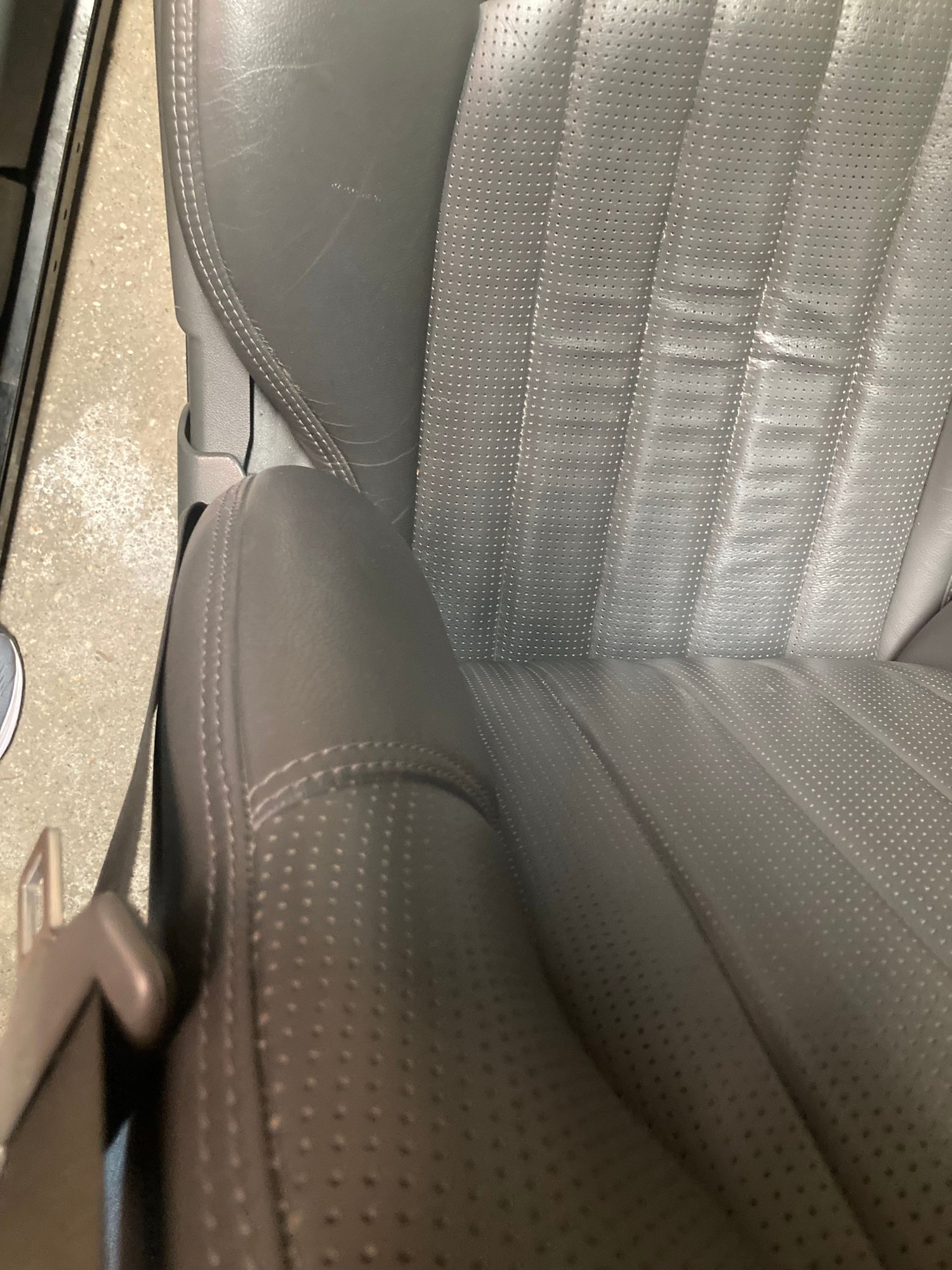 Interior/Upholstery - Sl55 Driver and Passenger Seat - Used - 2002 to 2006 Mercedes-Benz SL55 AMG - Westchester, NY 10710, United States