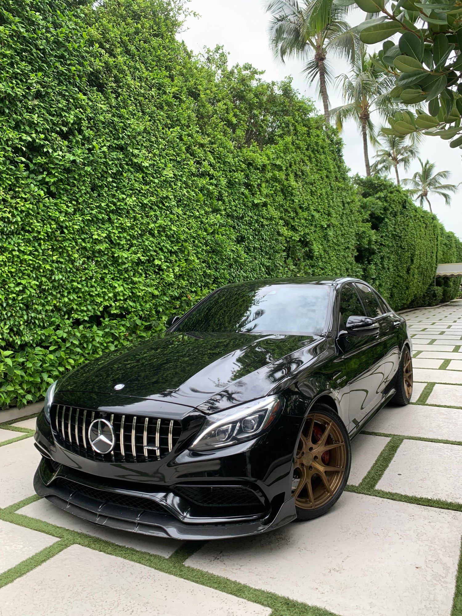 2015 Mercedes-Benz C63 AMG S - FL: C63S AMG 20k mods - Used - VIN 55SWF8HB0FU070748 - 121,500 Miles - 8 cyl - 2WD - Automatic - Sedan - Black - Delray, FL 33445, United States