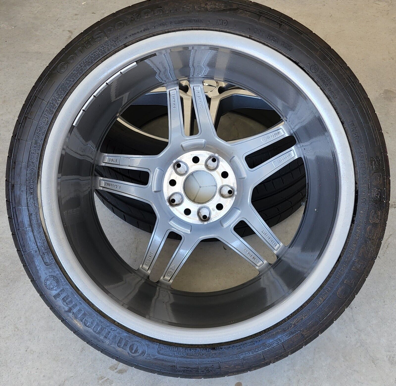Wheels and Tires/Axles - OEM Mercedes SLS AMG A197 Front Wheels and Tires 19x9.5 ET 59 A1974010202 - Used - 0  All Models - Dallas, TX 75023, United States