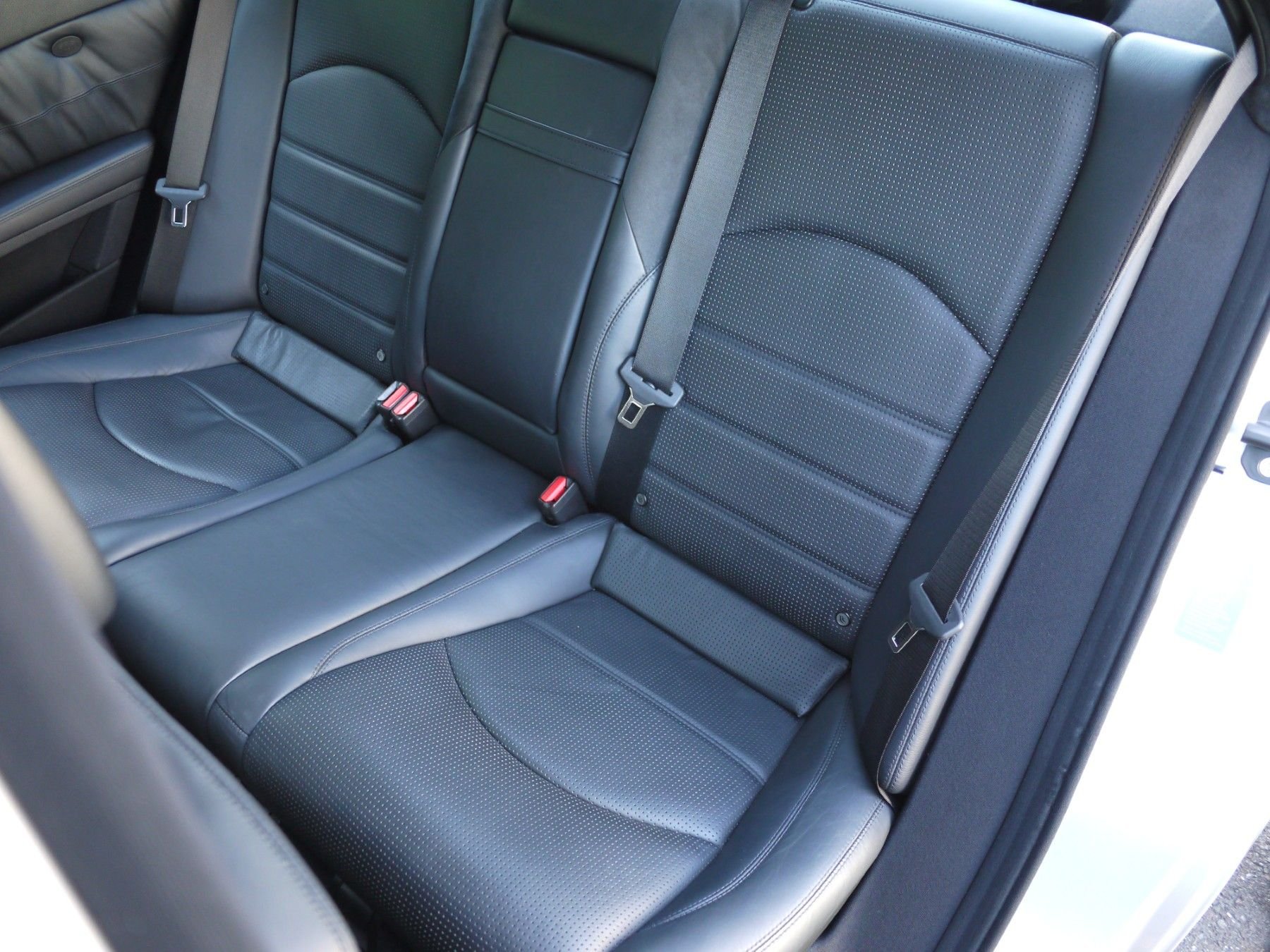 2007 Mercedes-Benz E63 AMG - For Sale:  2007 Mercedes E63 AMG - Used - VIN WDBUF77X47B031924 - 8 cyl - 2WD - Automatic - Sedan - Silver - Buford, GA 30518, United States