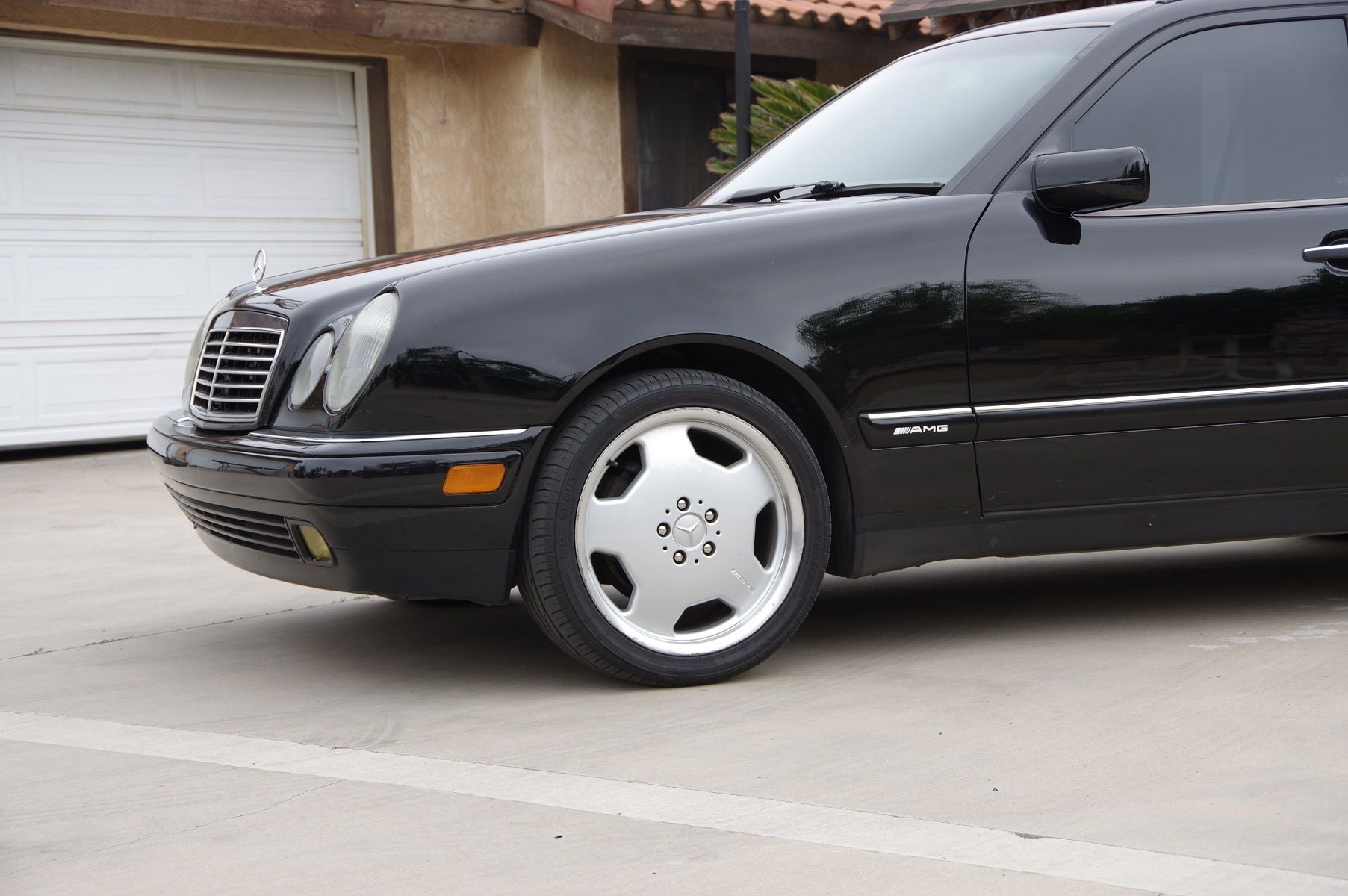 1999 Mercedes-Benz E320 - 1999 Mercedes Benz E320 Wagon Clean Title - Used - VIN WDBJH65F2XA746269 - 242,000 Miles - 6 cyl - 2WD - Automatic - Wagon - Black - Riverside, CA 92504, United States