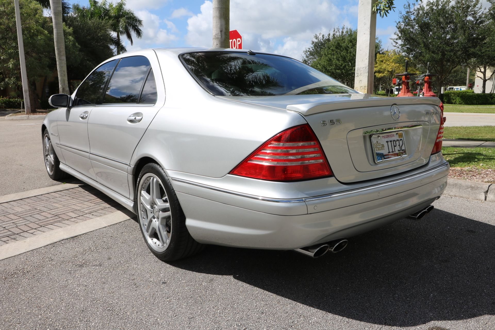 2006 Mercedes-Benz S55 AMG - 2006 Mercedes Benz S55 AMG 137K, Silver w/Black Leather, V8 Supercharged - Used - VIN WDBNG74J26A462784 - 137,000 Miles - 8 cyl - 2WD - Automatic - Sedan - Silver - West Palm Beach, FL 33414, United States