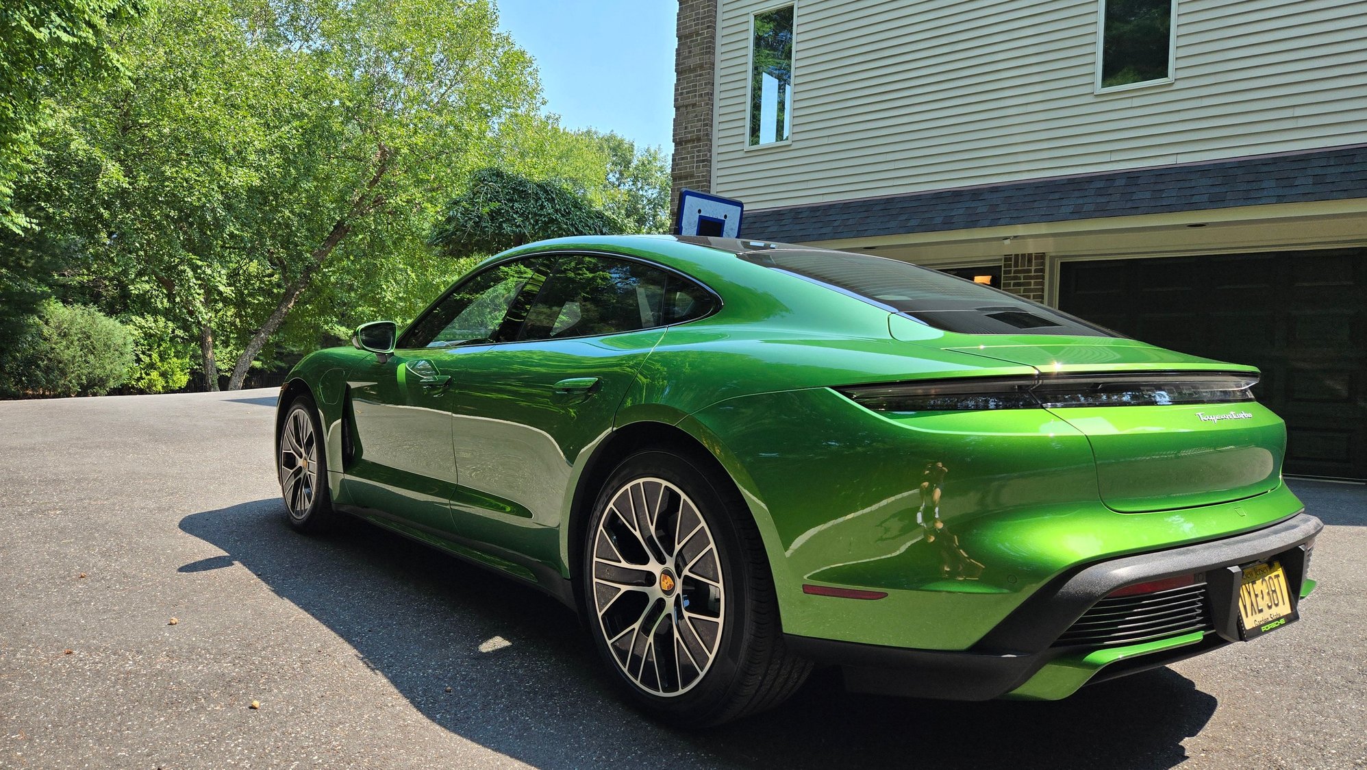 2021 Porsche Taycan - 2021 Taycan Turbo Mamba Green - Used - VIN WP0AC2Y11MSA63464 - 12,500 Miles - Other - AWD - Automatic - Sedan - Other - Franklin Lakes, NJ 07417, United States