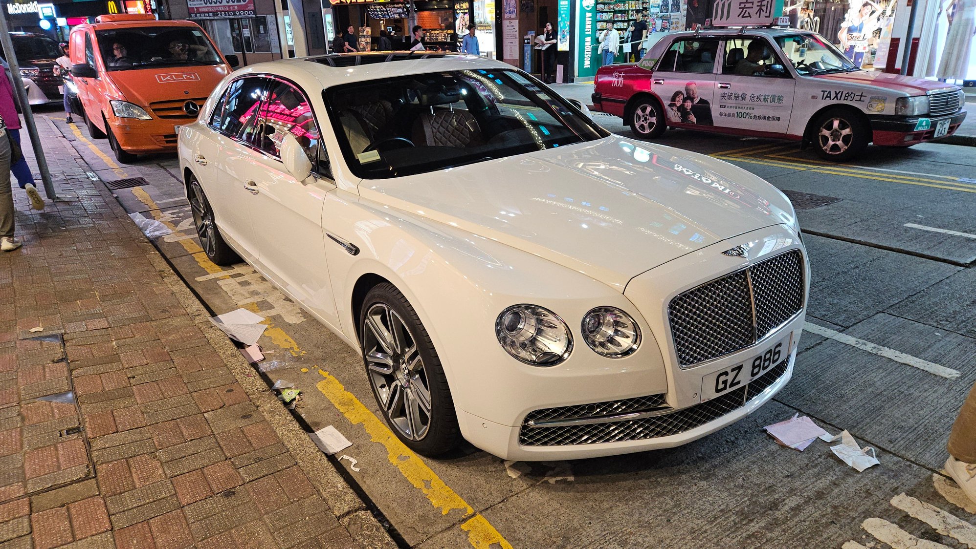 Nice wht Bentley HK Island 