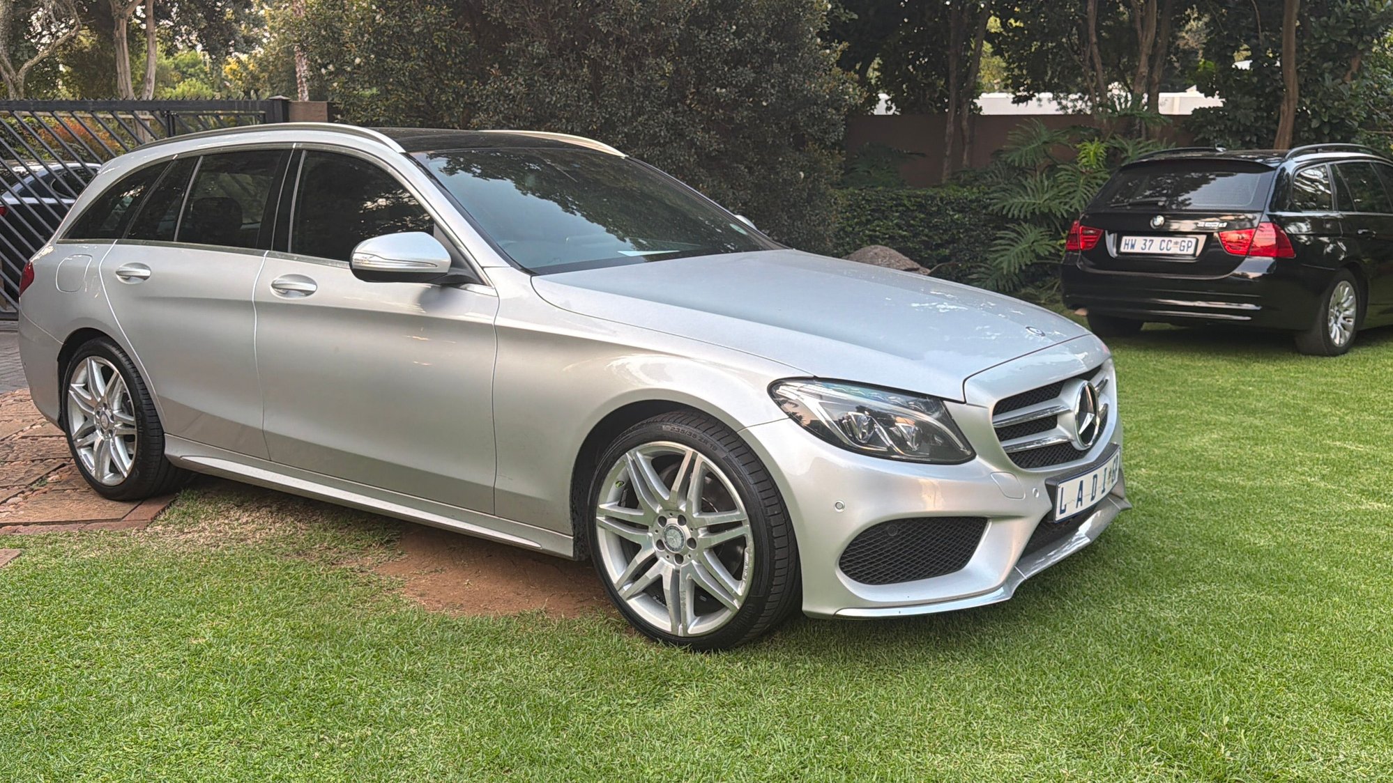 S205 AMG Line 235/35R19 and 255/35R19. ET44. 