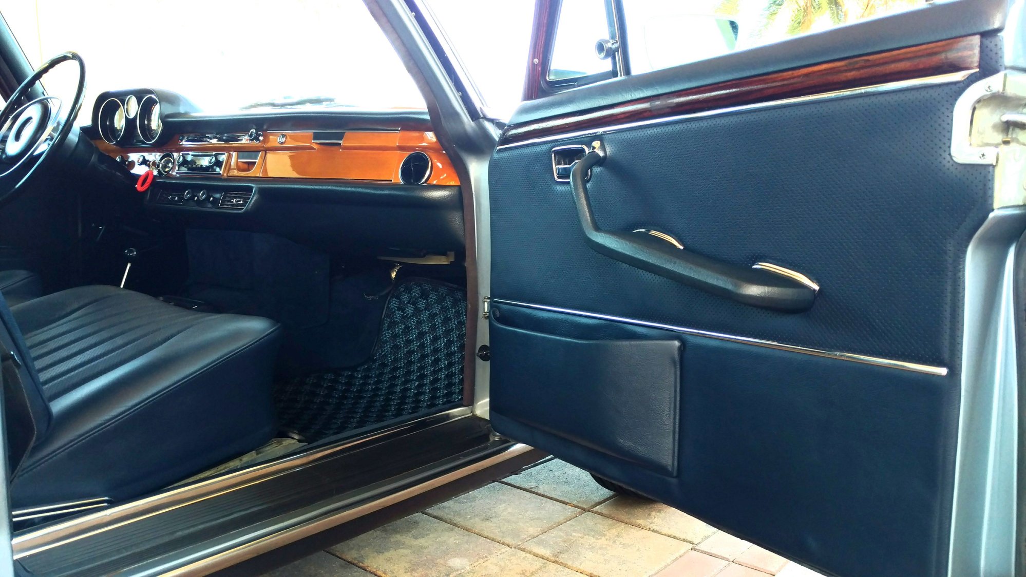 1970 Mercedes-Benz 300SEL - 1970 300SEL 6.3. Immaculate. - Used - VIN WDB10901812003843 - 29,931 Miles - 8 cyl - 2WD - Automatic - Sedan - Blue - Fort Myers, FL 33913, United States