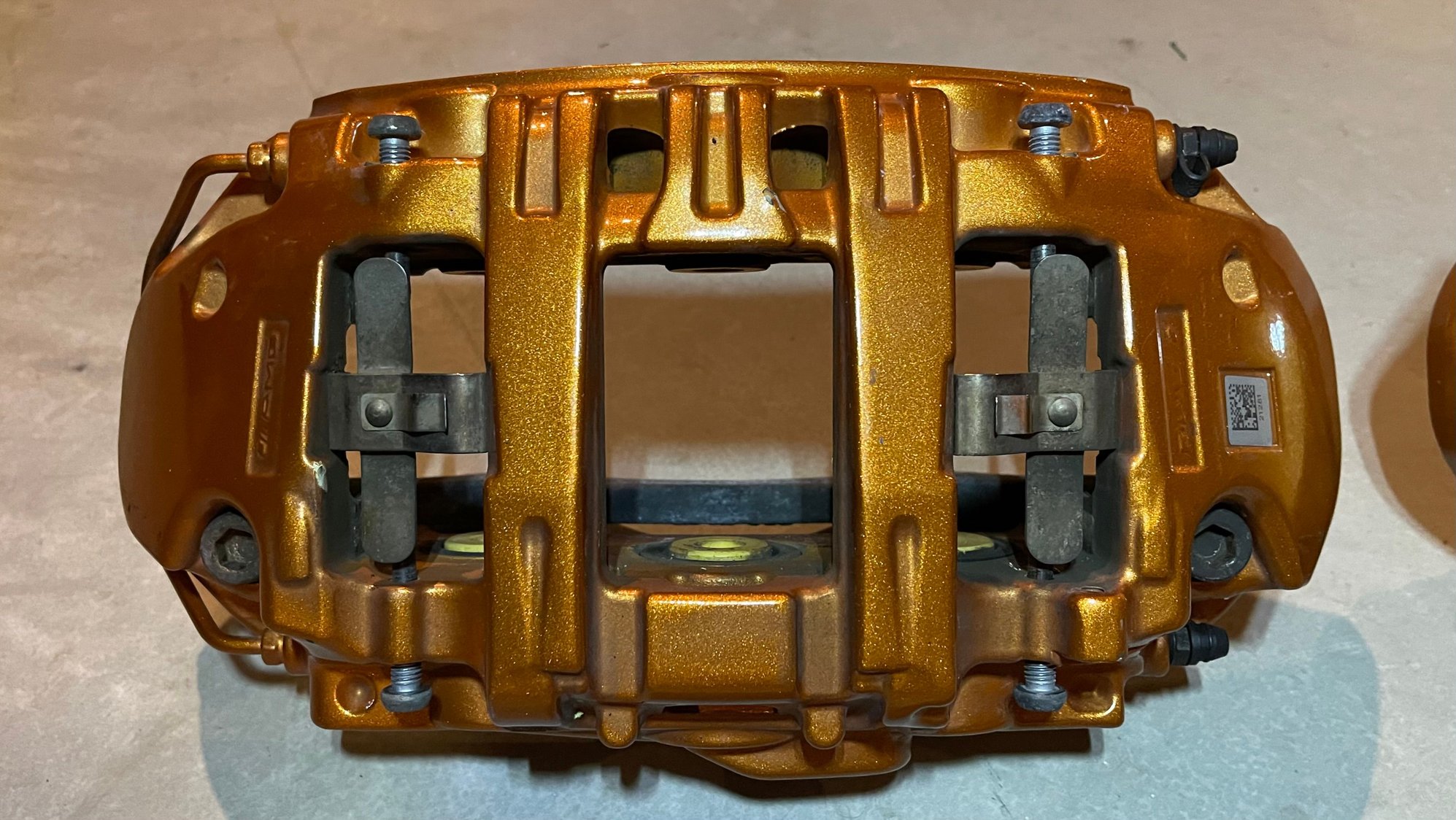Brakes - E63 CLS63 W212 AMG Front Brake Calipers Gold - Used - -1 to 2024  All Models - -1 to 2024  All Models - Mississauga, ON L5M1M3, Canada