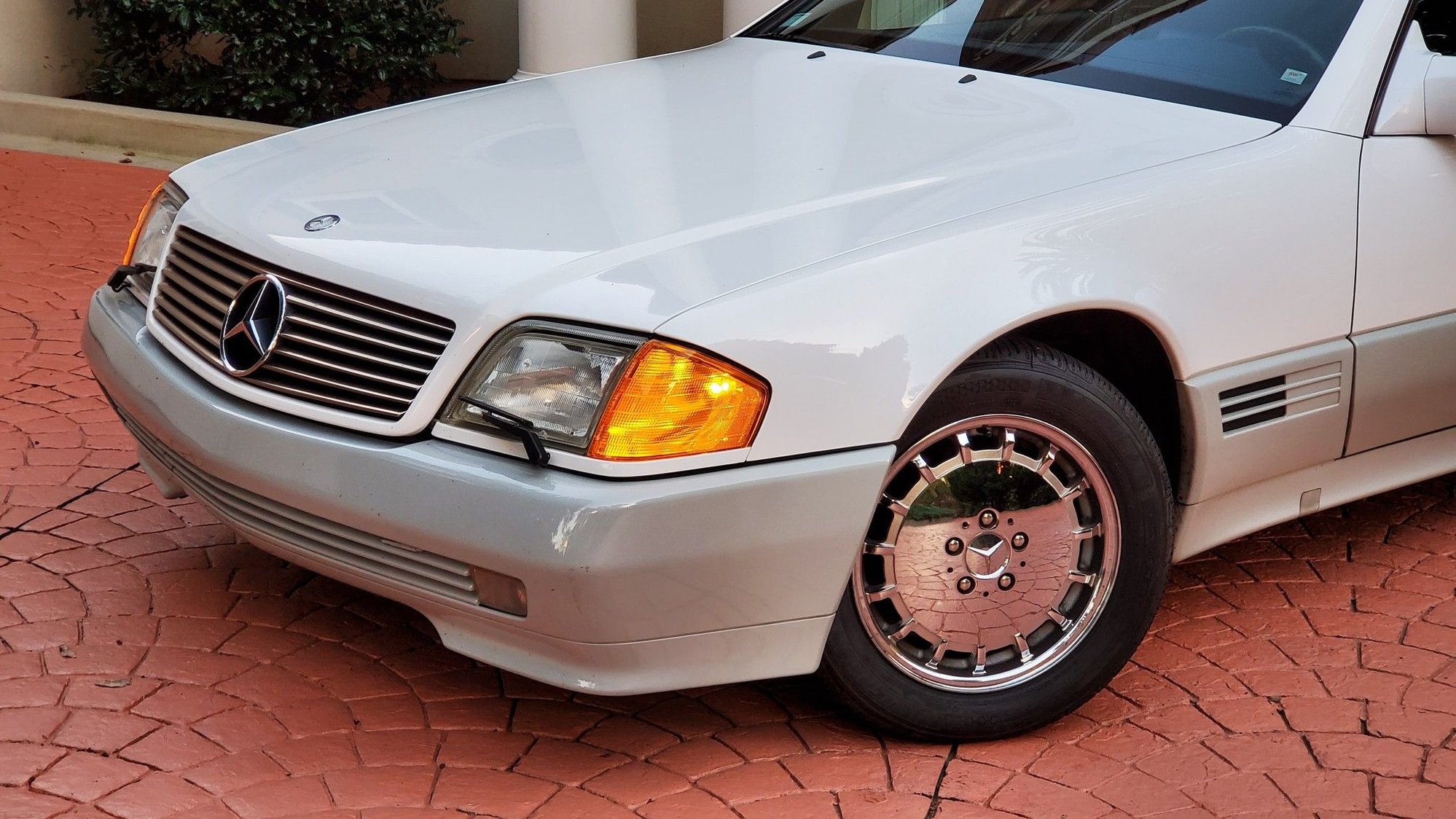 1992 Mercedes-Benz 300SL - FS: 1992 300SL (31 years owned) - Used - VIN WDBFA61E1NF053121 - 6 cyl - 2WD - Automatic - Convertible - White - Sugar Hill, GA 30518, United States