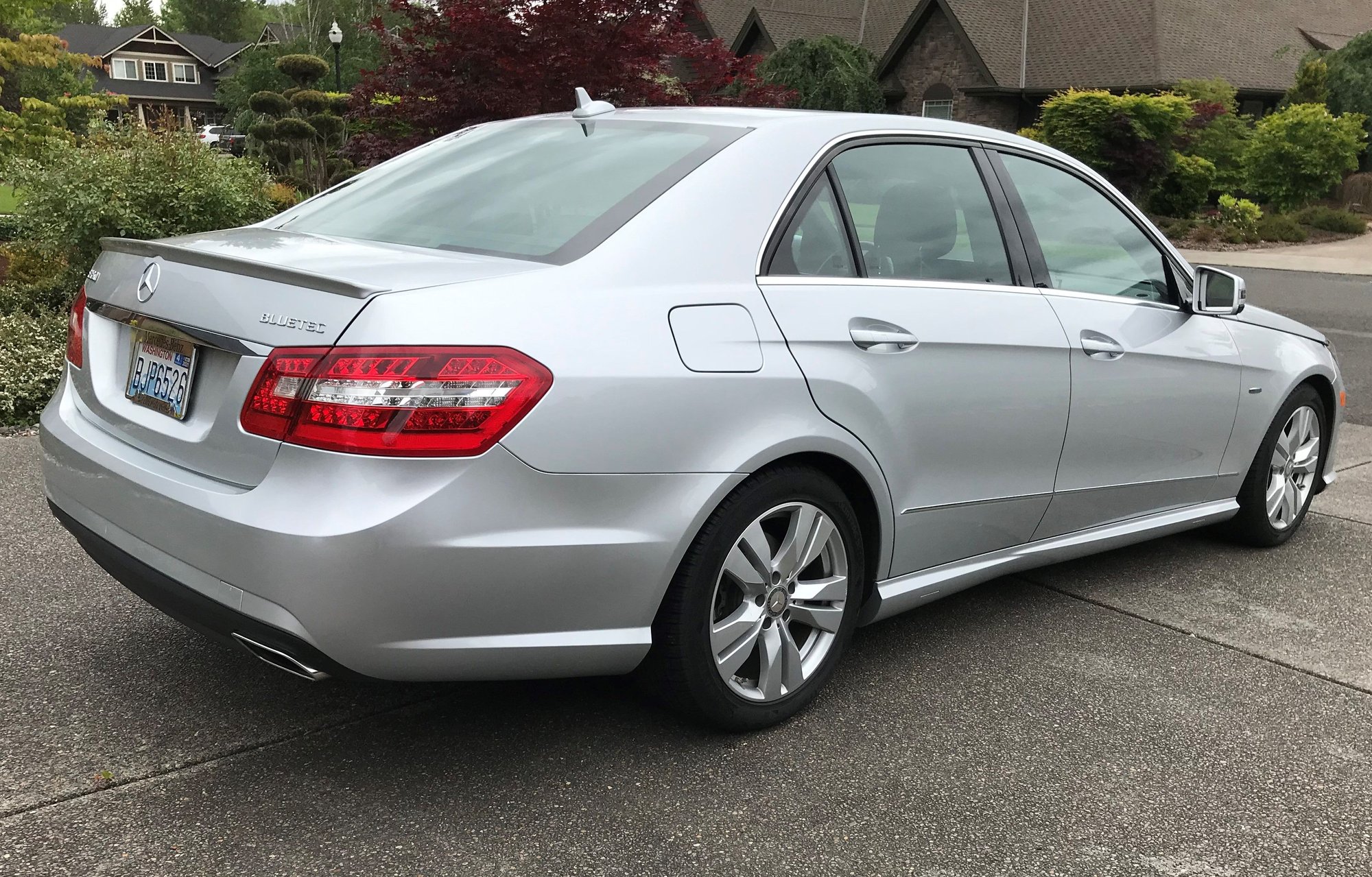 2011 Mercedes-Benz E350 - 2011 E350 Bluetec 60K Miles P1 P2 AMG Sport Package Excellent  Condition $12K - Used - VIN WDDHF2EB6BA474674 - 60,000 Miles - 6 cyl - 2WD - Automatic - Sedan - Silver - Battle Ground, WA 98604, United States