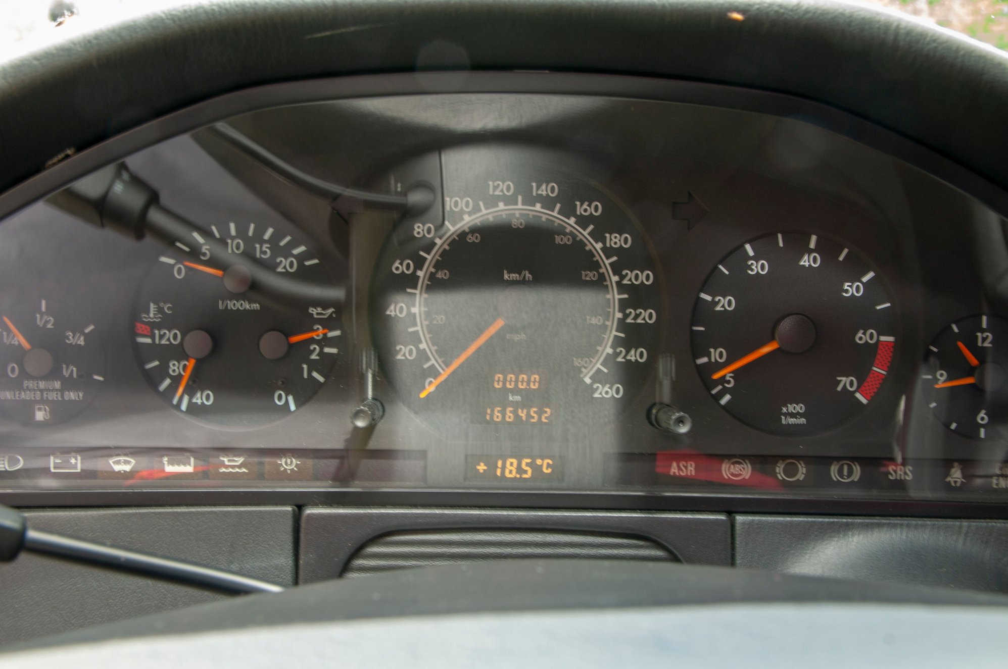 1997 Mercedes-Benz S420 - 1997 Mercedes Benz S420 - Used - VIN WDBGA43G0VA372563 - 103,428 Miles - 8 cyl - 2WD - Automatic - Sedan - Silver - Victoria, BC V9E2J7, Canada